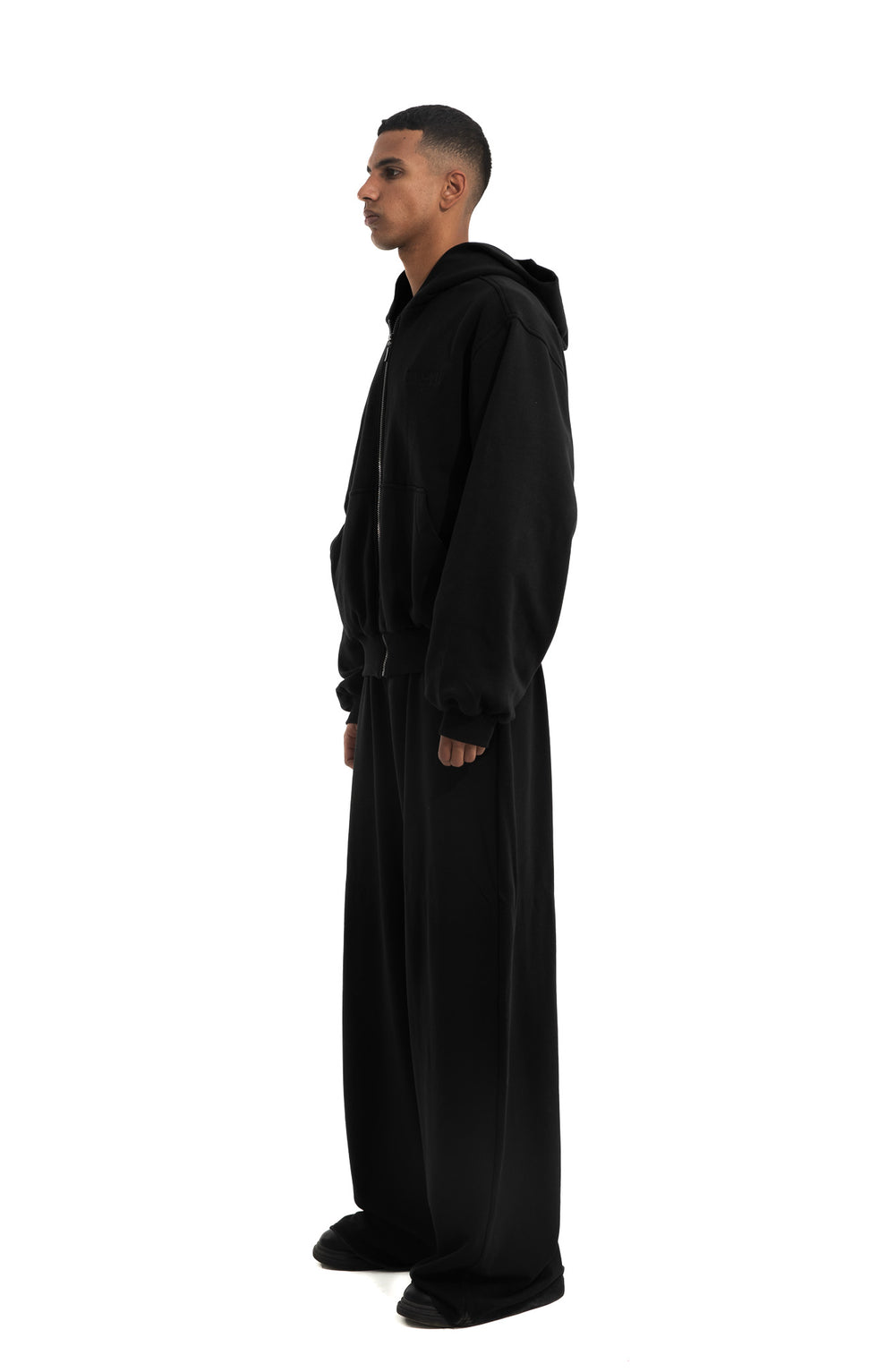 BLACK TRACKSUIT JACKET