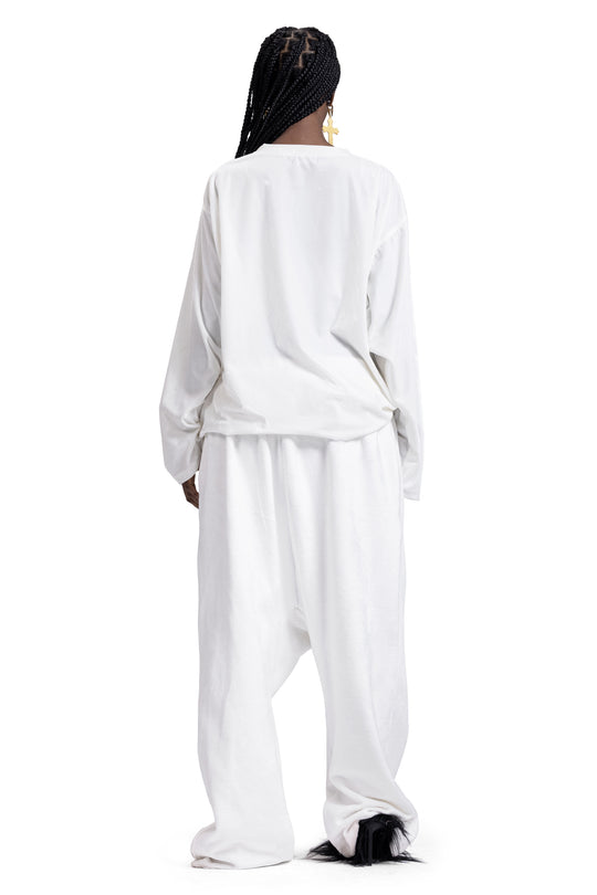 CREED VELOUR SWEATER IN WHITE