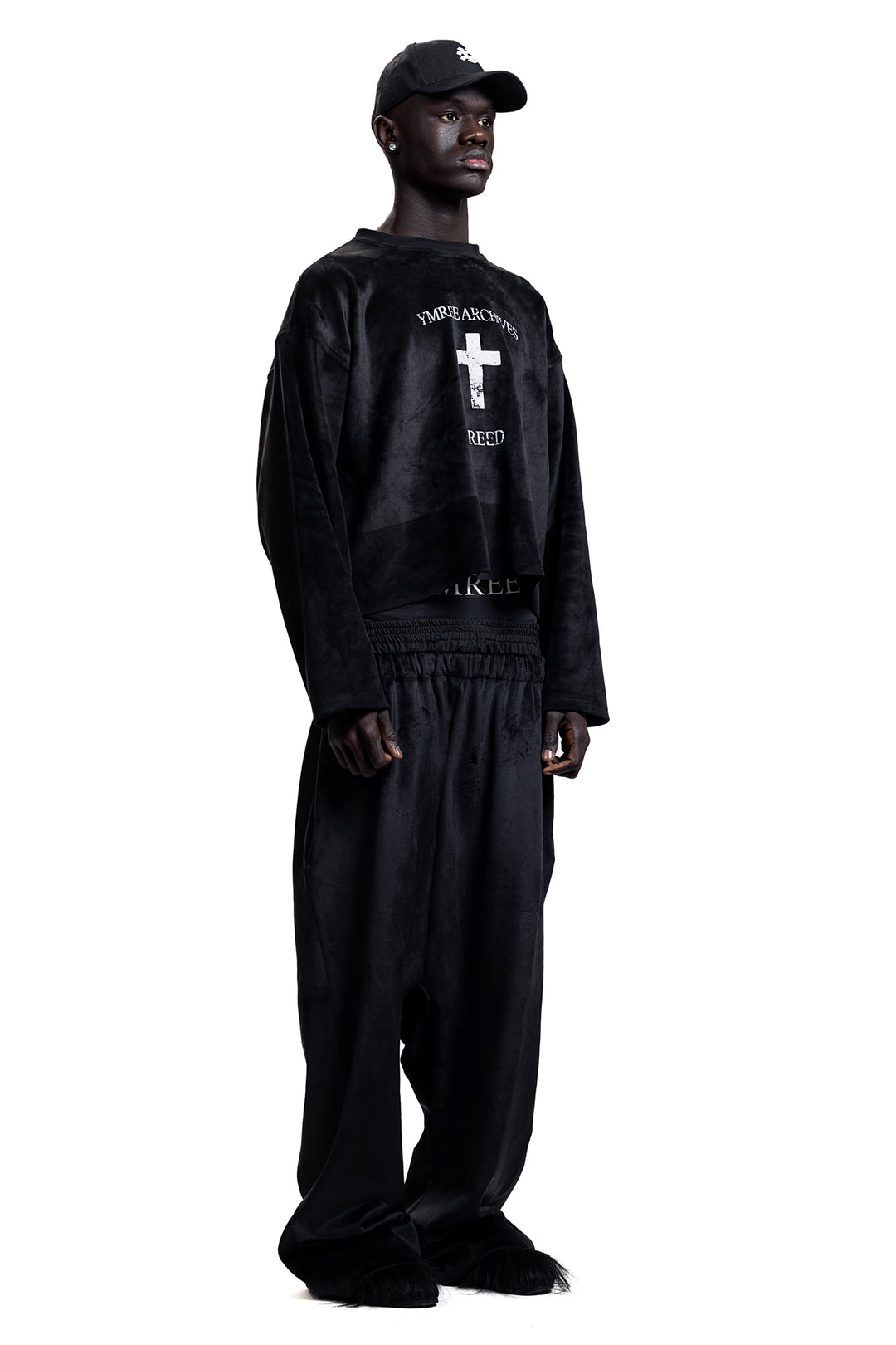 CREED VELOUR SWEATER