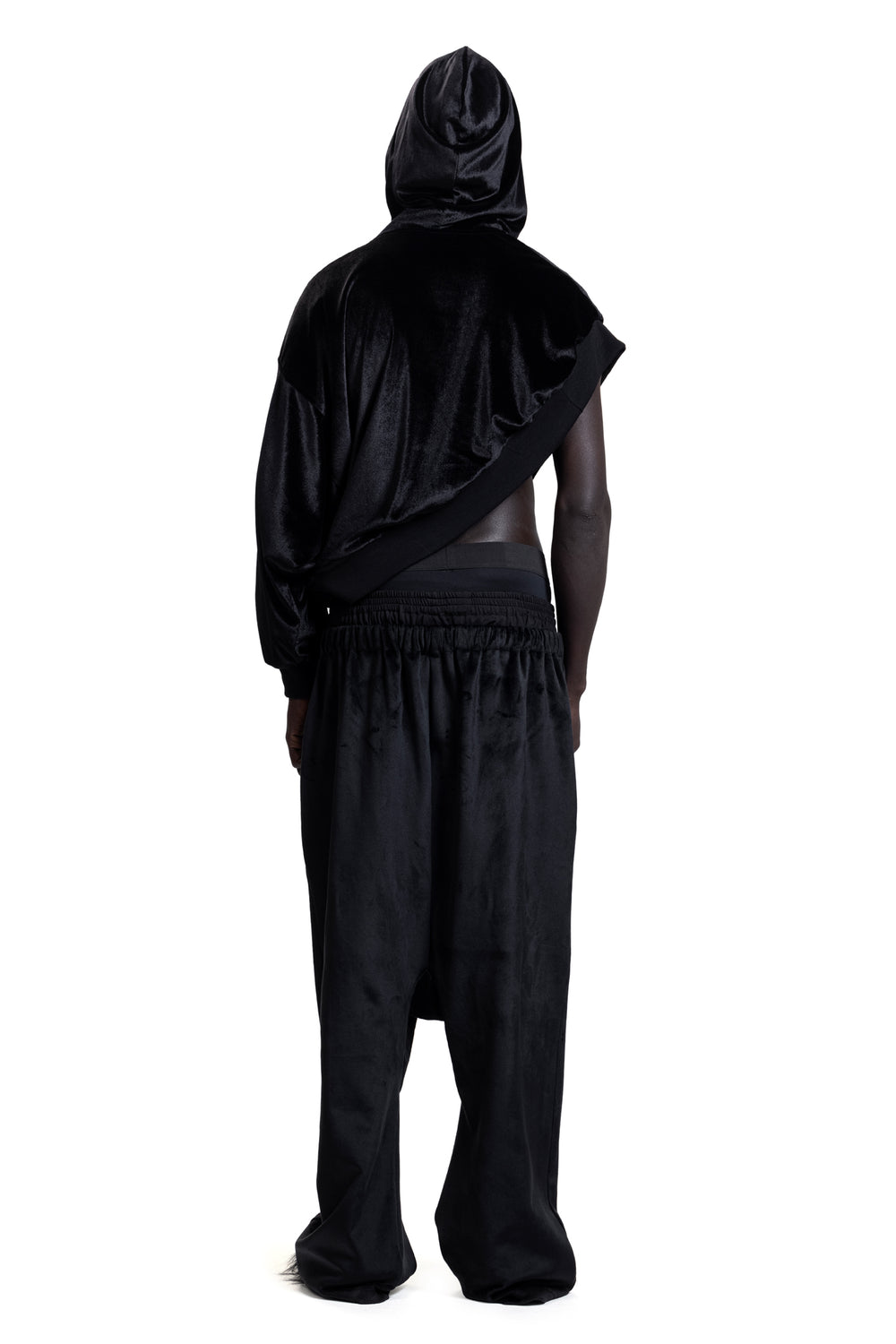 OVERSIZED VELOUR PANTS