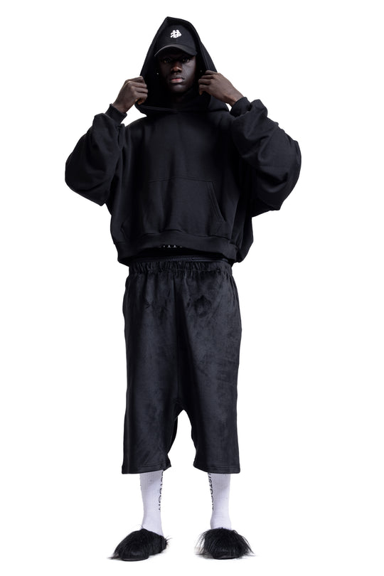 OVERSIZED VELOUR SHORTS