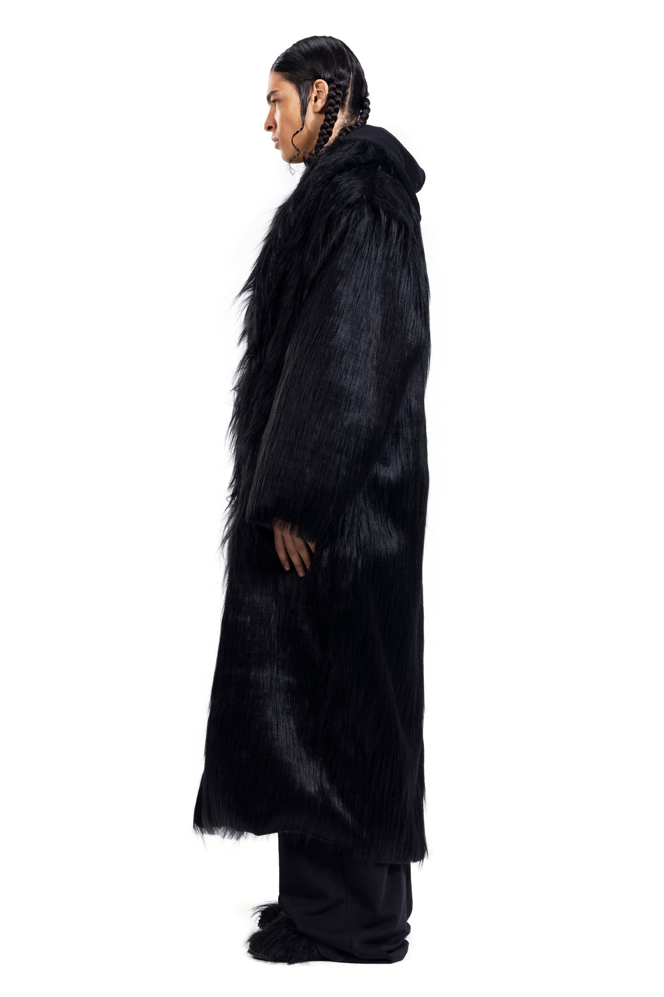 OVERSIZED LONG FUR COAT IN BLACK