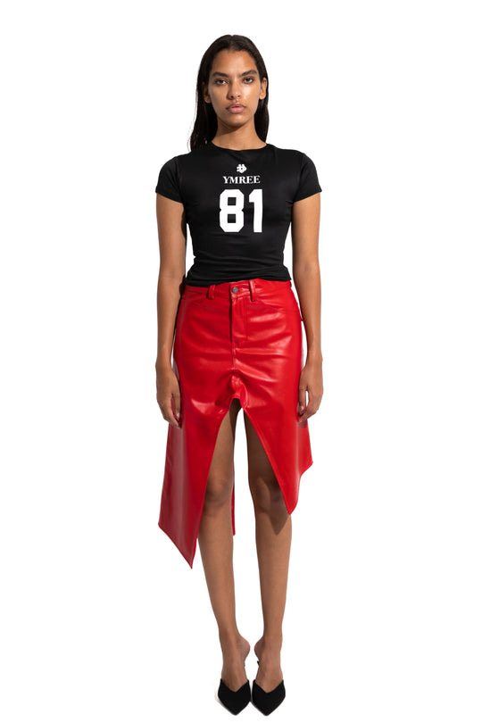 FRONT SLIT LEATHER SKIRT IN RED