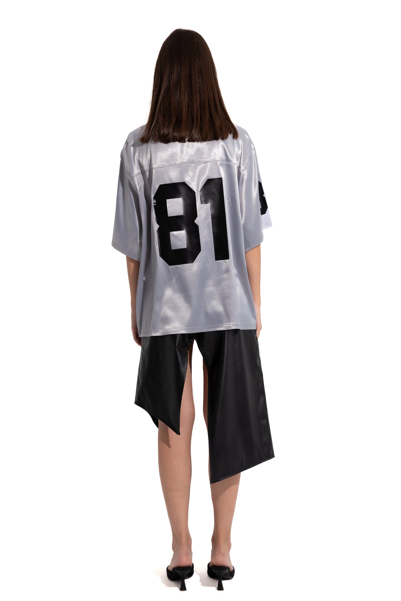 81 OVERSIZED T-SHIRT IN SILVER