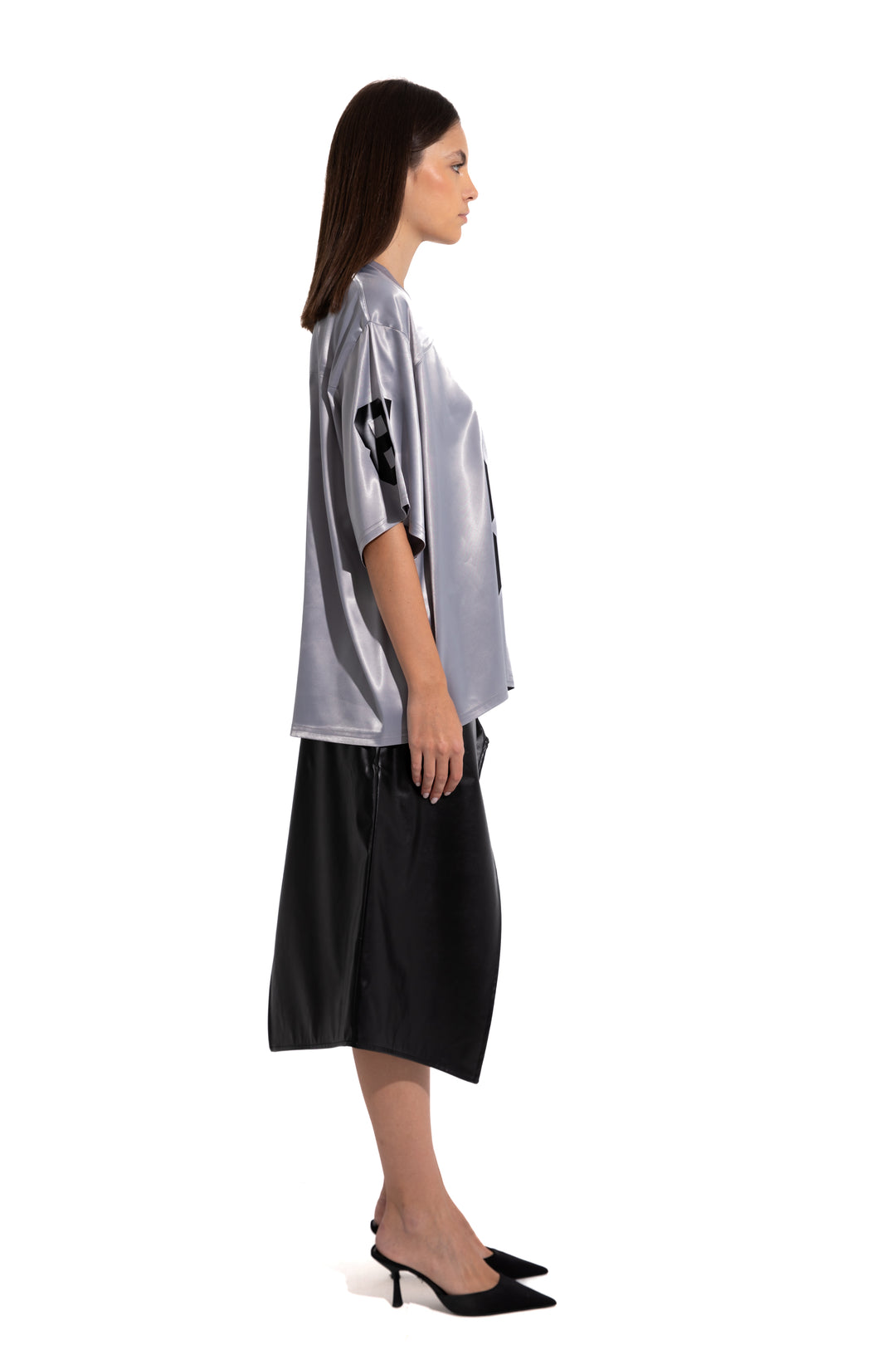 81 OVERSIZED T-SHIRT IN SILVER