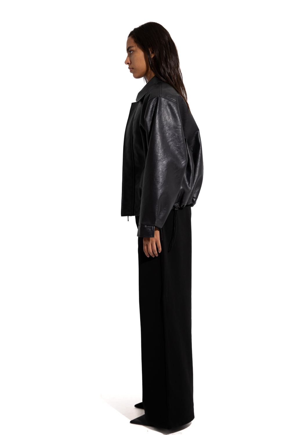 OVERSIZED LEATHER JACKET IN BLACK