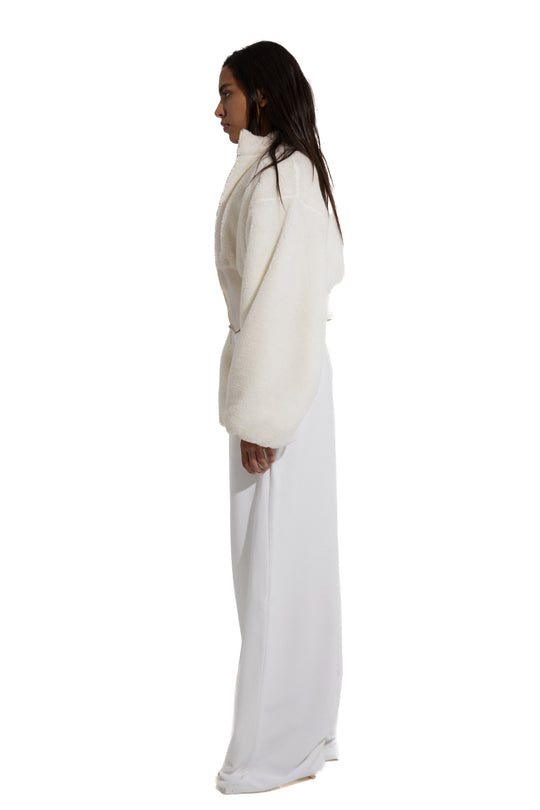 FLEECE ZIP-UP SWEATER IN WHITE