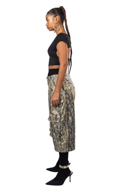 TREE CAMO OVERSIZED SHORTS