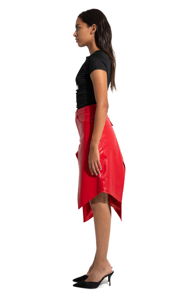 FRONT SLIT LEATHER SKIRT IN RED