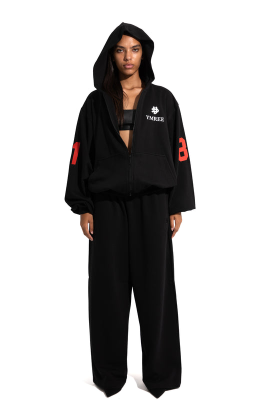 81 OVERSIZED ZIP-UP HOODIE IN BLACK