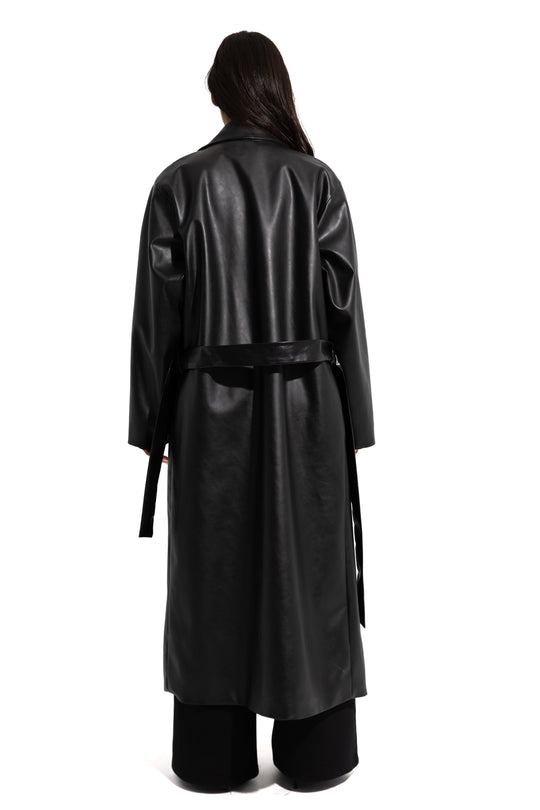 LEATHER COAT IN BLACK