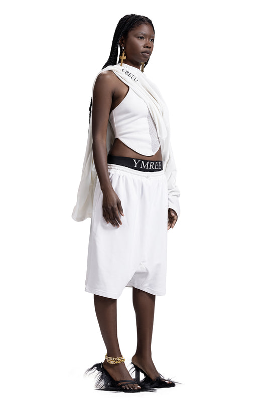 OVERSIZED SHORTS IN WHITE