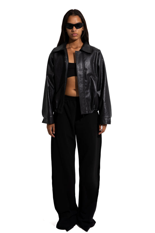 OVERSIZED LEATHER JACKET IN BLACK