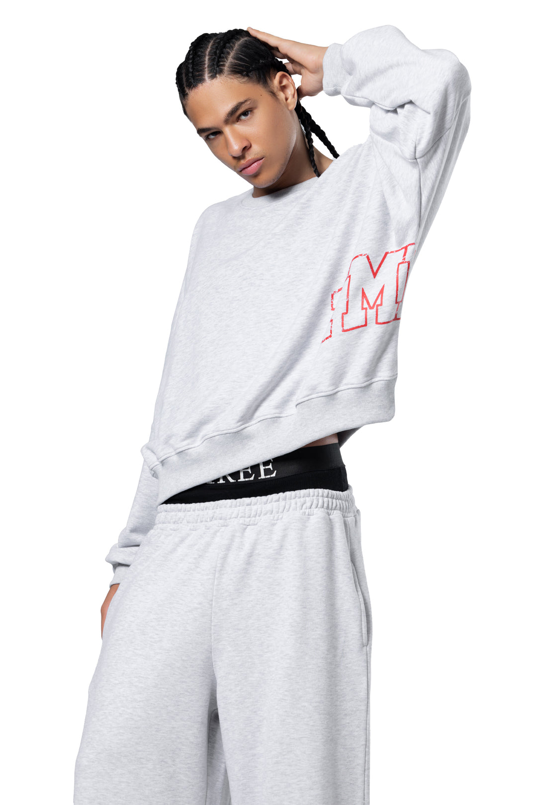 GREY CREWNECK SWEATER